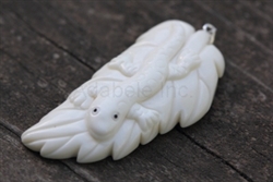1 x Lizard on Leaf Buffalo Bone Hand Carving Pendant with sterling silver bail #bp64
